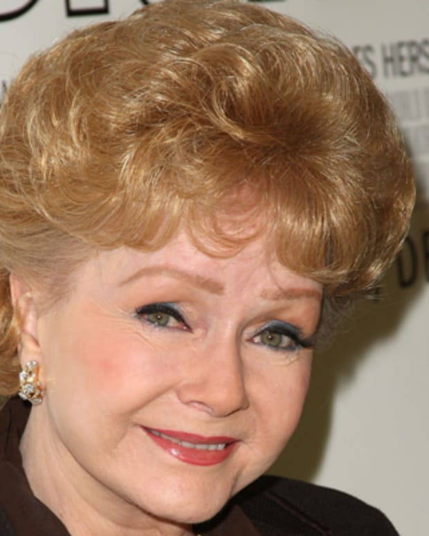 Debbie-Reynolds-9542071-1-402